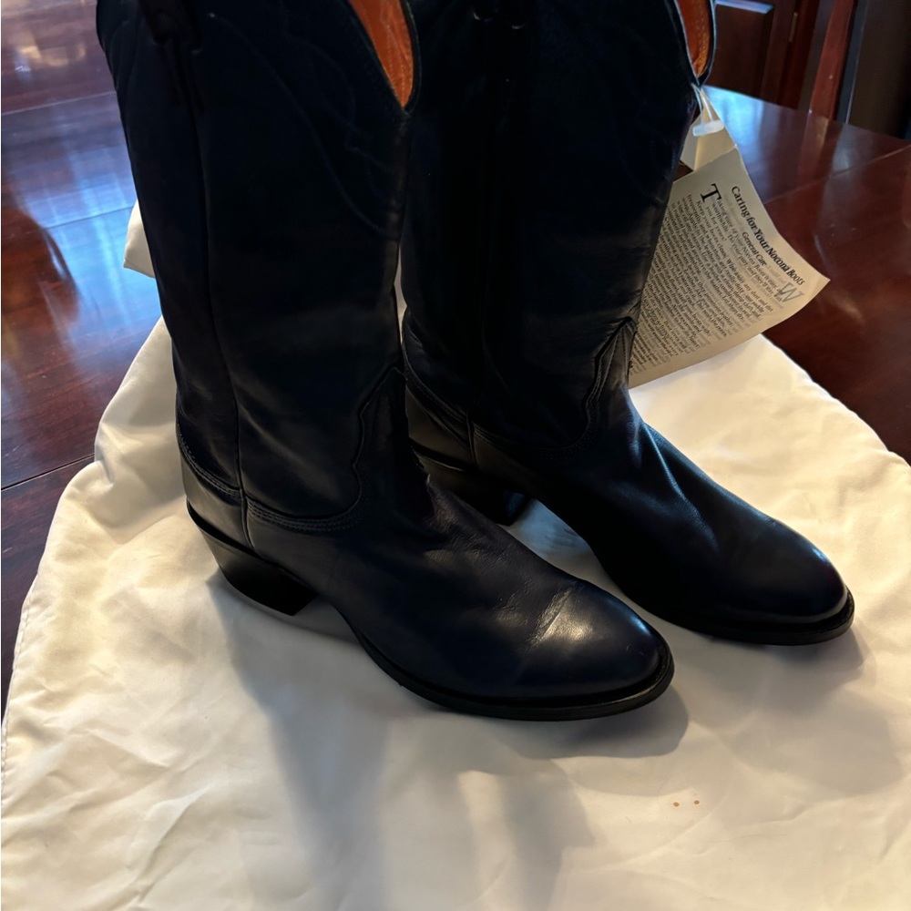 Nocona COWBOY BOOTS - nwt - deep navy color